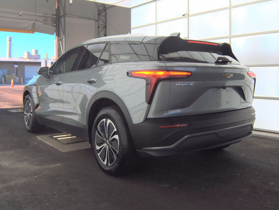 Chevrolet Blazer EV LT 2024 - 5 Chevrolet Blazer EV LT 2024 - 5 | kz.bex-auto.com