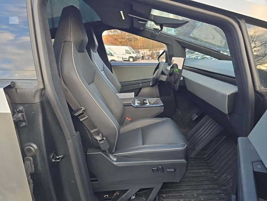 Tesla Cybertruck 2024 - 11 Tesla Cybertruck 2024 - 11 | kz.bex-auto.com