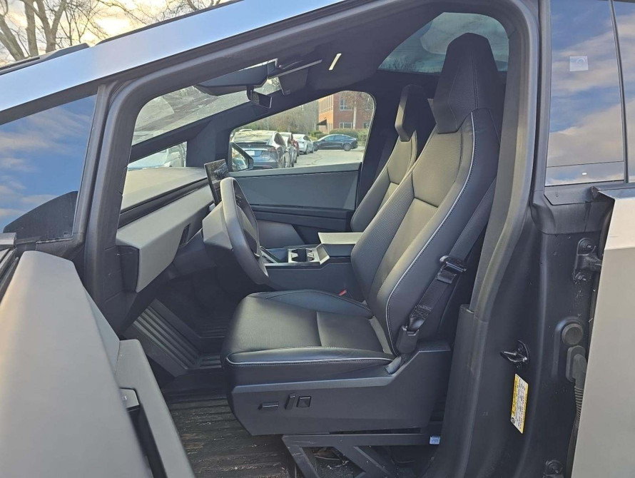 Tesla Cybertruck 2024 - 6 Tesla Cybertruck 2024 - 6 | kz.bex-auto.com