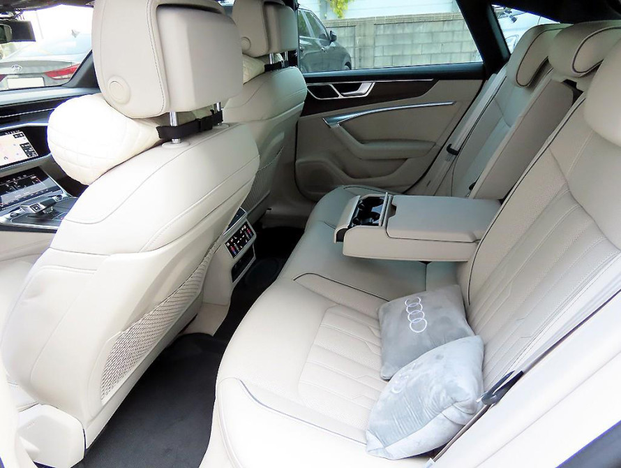 Audi A7 55TFSI quattro Premium 2023 - 17 Audi A7 55TFSI quattro Premium 2023 - 17 | kz.bex-auto.com