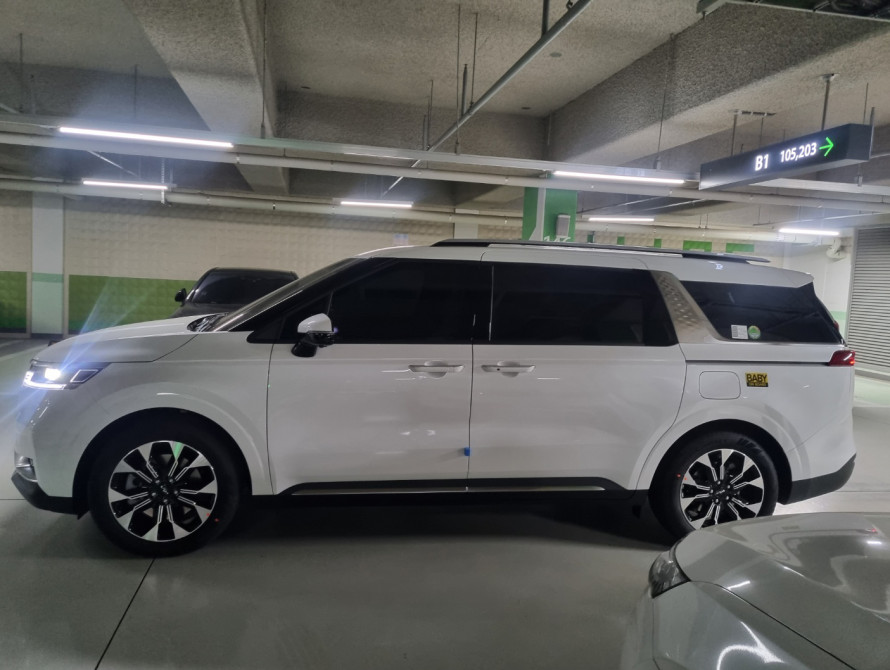KIA Carnival Signature 9-seater 2023 - 4 KIA Carnival Signature 9-seater 2023 - 4 | kz.bex-auto.com