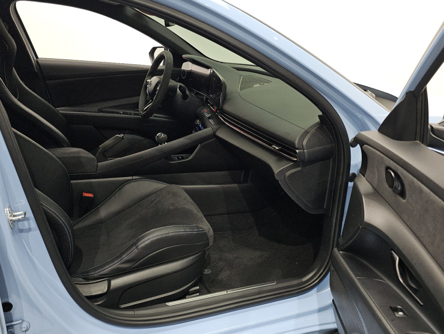 Hyundai Avante N 2.0 MT 2023 - 17 Hyundai Avante N 2.0 MT 2023 - 17 | kz.bex-auto.com