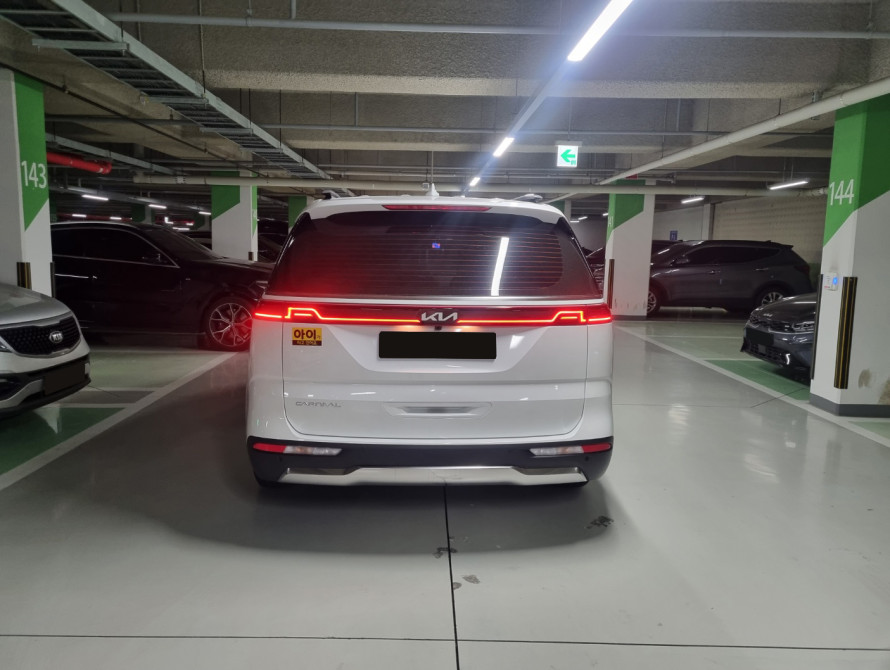 KIA Carnival Signature 9-seater 2023 - 3 KIA Carnival Signature 9-seater 2023 - 3 | kz.bex-auto.com