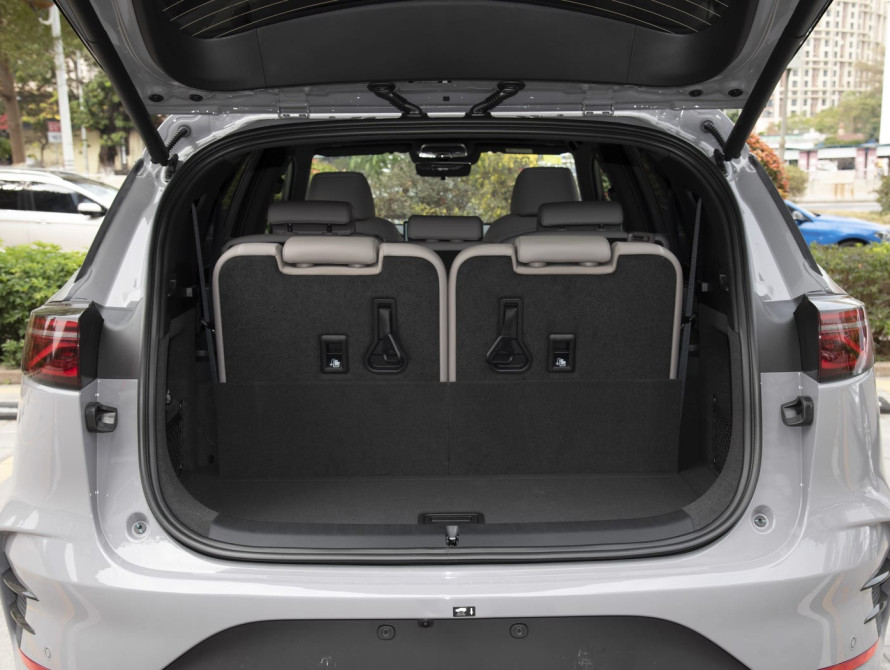 BYD Tang DM-i Basic 2025 - 51 BYD Tang DM-i Basic 2025 - 51 | kz.bex-auto.com