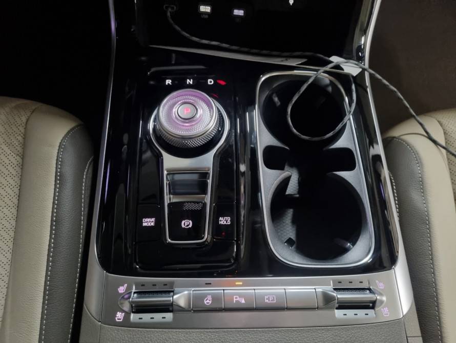 KIA Carnival Signature 9-seater 2023 - 10 KIA Carnival Signature 9-seater 2023 - 10 | kz.bex-auto.com
