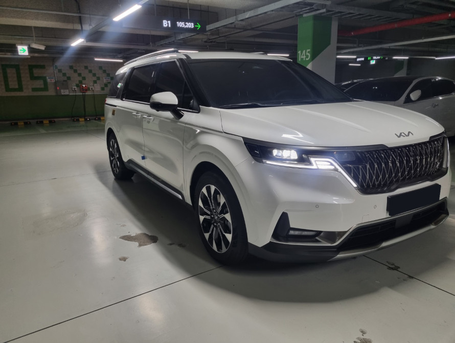 KIA Carnival Signature 9-seater 2023 - 2 KIA Carnival Signature 9-seater 2023 - 2 | kz.bex-auto.com