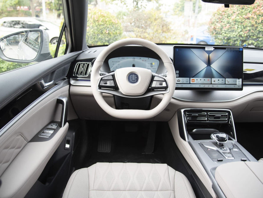 BYD Tang DM-i Basic 2025 - 16 BYD Tang DM-i Basic 2025 - 16 | kz.bex-auto.com