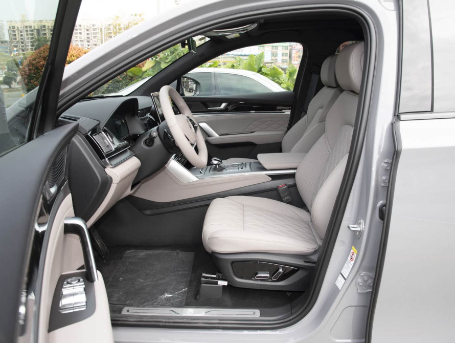 BYD Tang DM-i Basic 2025 - 11 BYD Tang DM-i Basic 2025 - 11 | kz.bex-auto.com