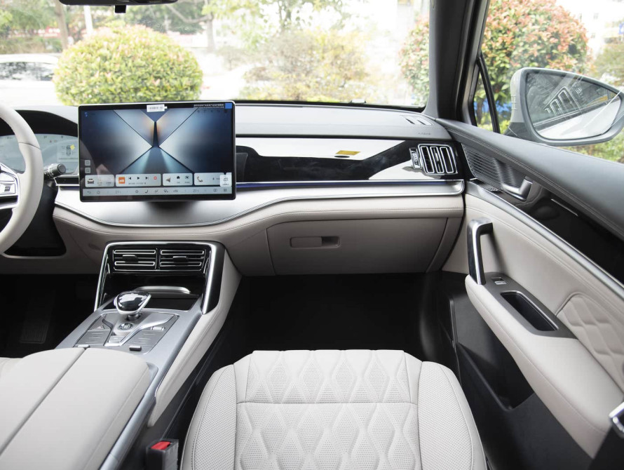 BYD Tang DM-i Basic 2025 - 18 BYD Tang DM-i Basic 2025 - 18 | kz.bex-auto.com