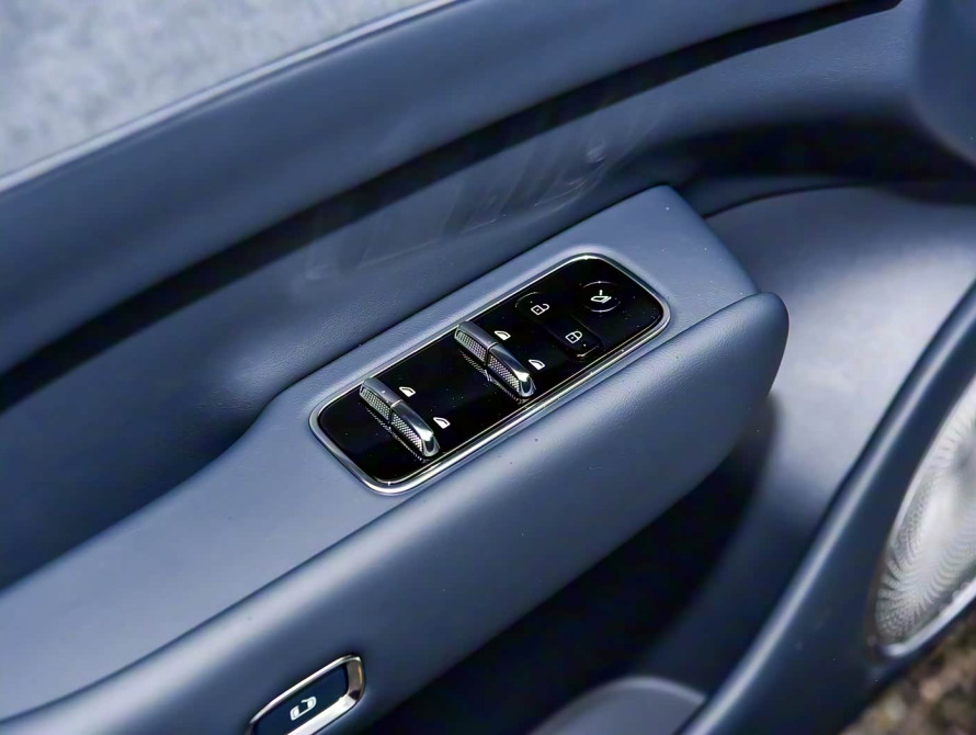 Voyah Free Top 2025 - 10 Voyah Free Top 2025 - 10 | kz.bex-auto.com