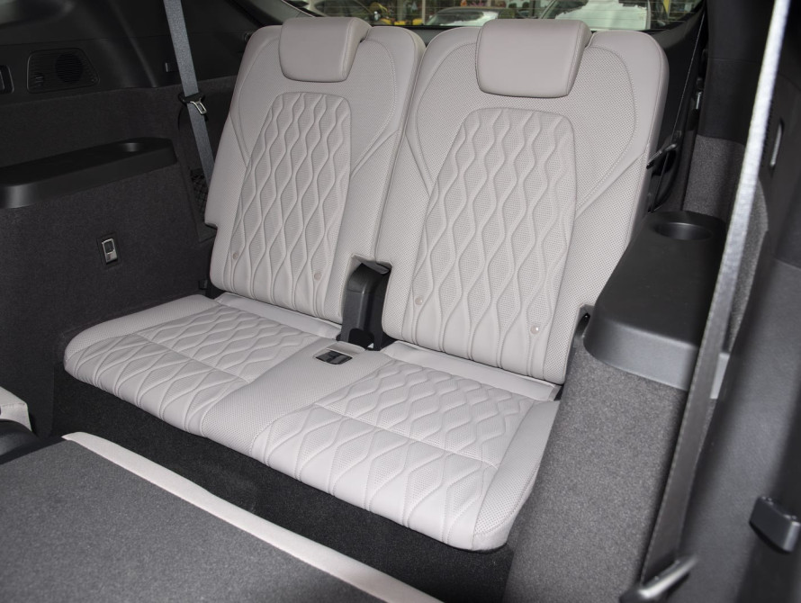 BYD Tang DM-i Basic 2025 - 46 BYD Tang DM-i Basic 2025 - 46 | kz.bex-auto.com