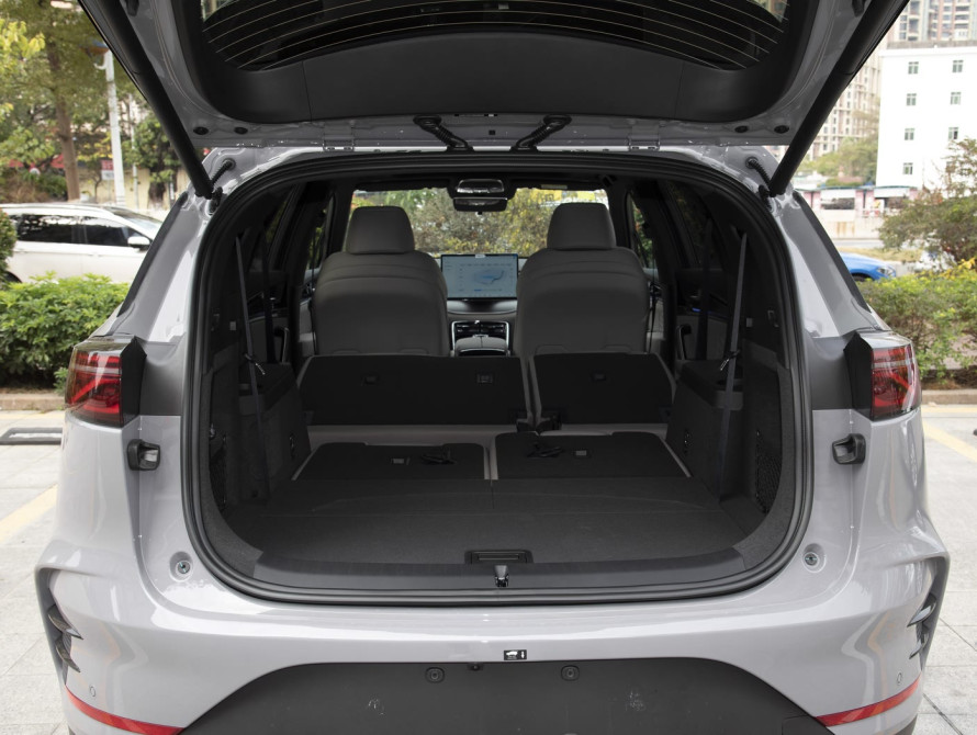 BYD Tang DM-i Basic 2025 - 52 BYD Tang DM-i Basic 2025 - 52 | kz.bex-auto.com