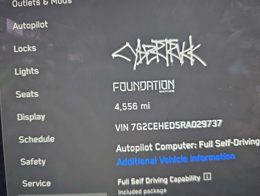 Tesla Cybertruck 2024 - 8 Tesla Cybertruck 2024 - 8 | kz.bex-auto.com