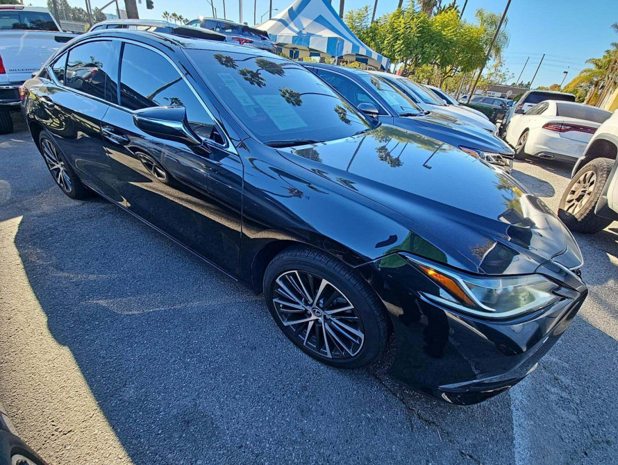 Lexus ES300h 2024 - 2 Lexus ES300h 2024 - 2 | kz.bex-auto.com