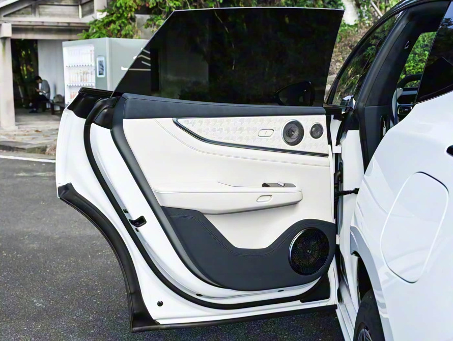 Zeekr 001 Basic 2026 - 58 Zeekr 001 Basic 2026 - 58 | kz.bex-auto.com