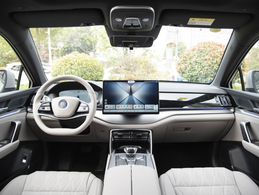 BYD Tang DM-i Basic 2025 - 14 BYD Tang DM-i Basic 2025 - 14 | kz.bex-auto.com