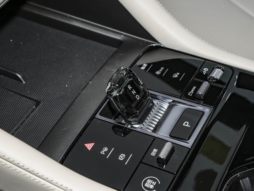 BYD Song Plus EV Mid 2025 - 34 BYD Song Plus EV Mid 2025 - 34 | kz.bex-auto.com