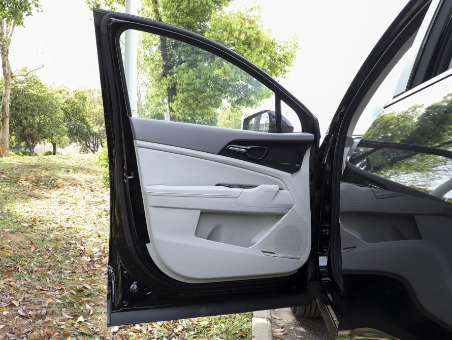 KIA Sportage Mid 2025 - 8 | kz.bex-auto.com