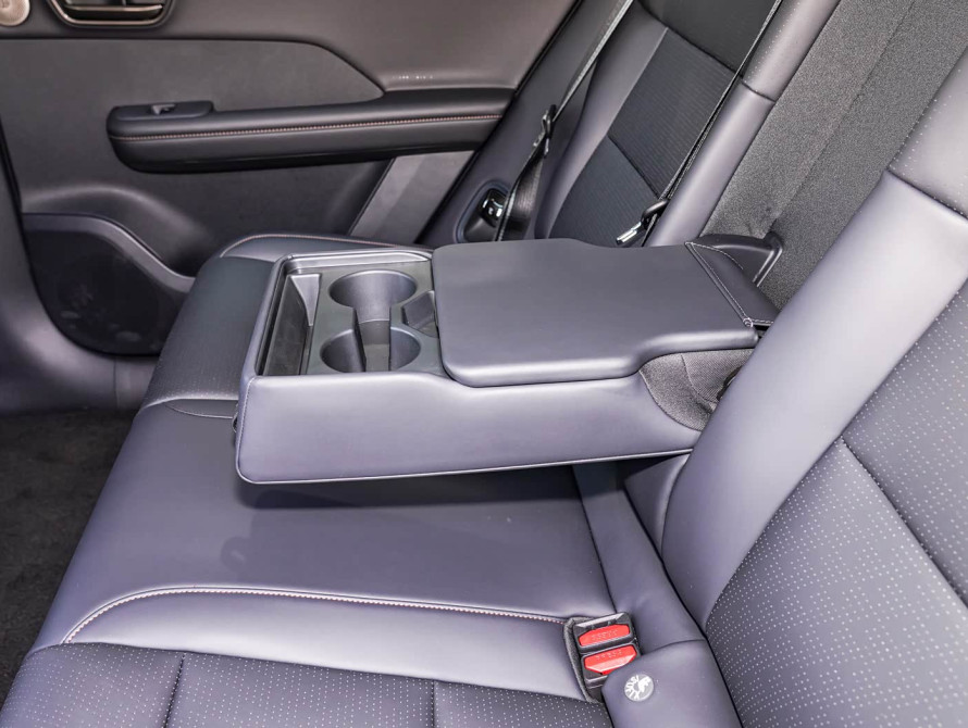 Toyota bZ3X Top 2025 - 42 Toyota bZ3X Top 2025 - 42 | kz.bex-auto.com