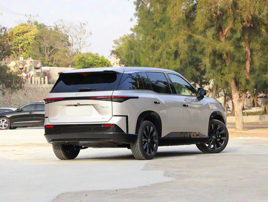 Toyota bZ3X Top 2025 - 4 Toyota bZ3X Top 2025 - 4 | kz.bex-auto.com