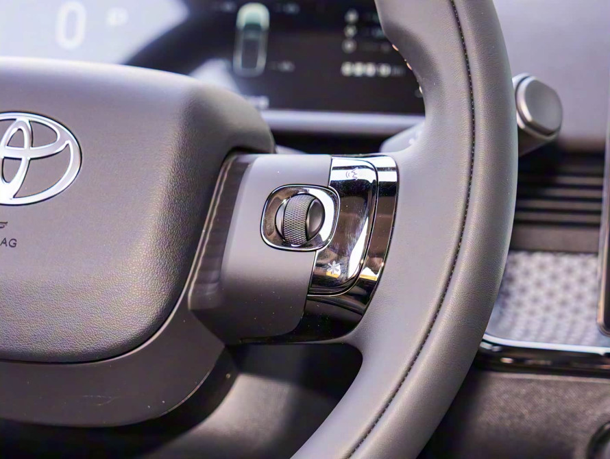 Toyota bZ3X Top 2025 - 24 Toyota bZ3X Top 2025 - 24 | kz.bex-auto.com