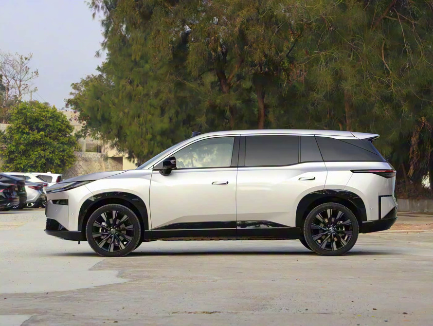 Toyota bZ3X Top 2025 - 7 Toyota bZ3X Top 2025 - 7 | kz.bex-auto.com