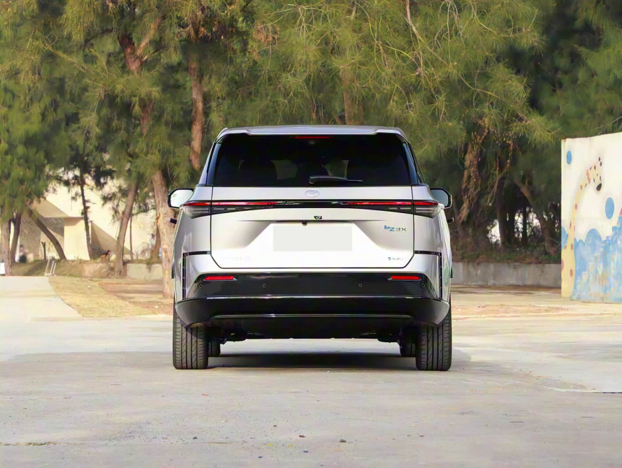 Toyota bZ3X Top 2025 - 5 Toyota bZ3X Top 2025 - 5 | kz.bex-auto.com