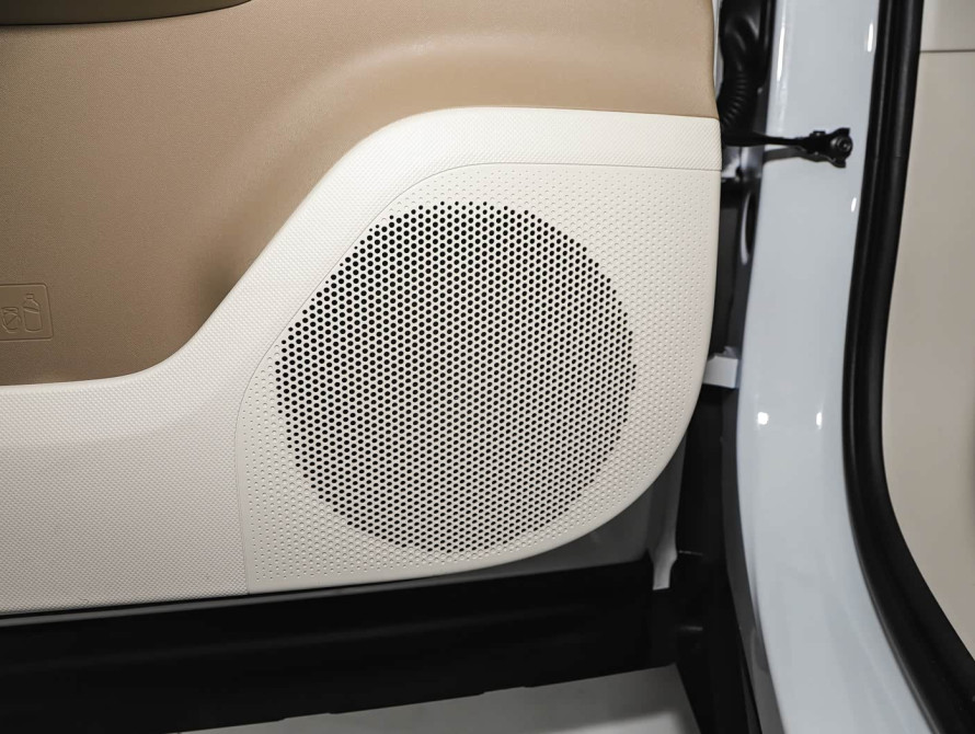 Toyota bZ3X Mid+ 2025 - 10 Toyota bZ3X Mid+ 2025 - 10 | kz.bex-auto.com