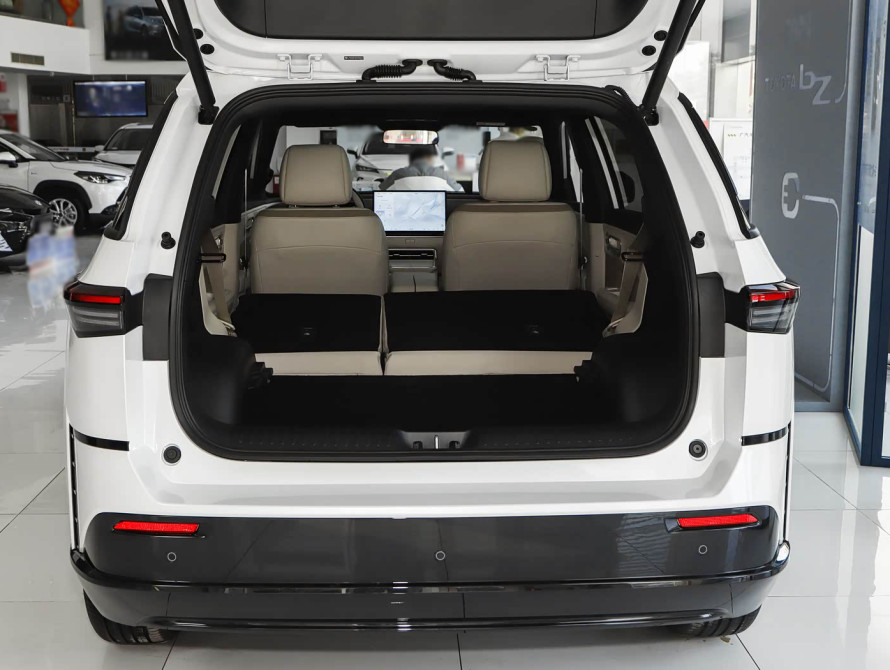 Toyota bZ3X Mid+ 2025 - 61 Toyota bZ3X Mid+ 2025 - 61 | kz.bex-auto.com