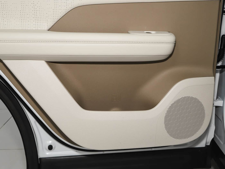 Toyota bZ3X Mid+ 2025 - 49 Toyota bZ3X Mid+ 2025 - 49 | kz.bex-auto.com