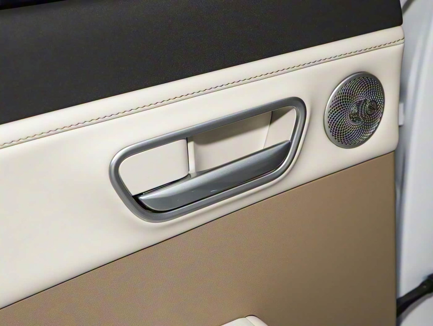 Toyota bZ3X Mid+ 2025 - 47 Toyota bZ3X Mid+ 2025 - 47 | kz.bex-auto.com