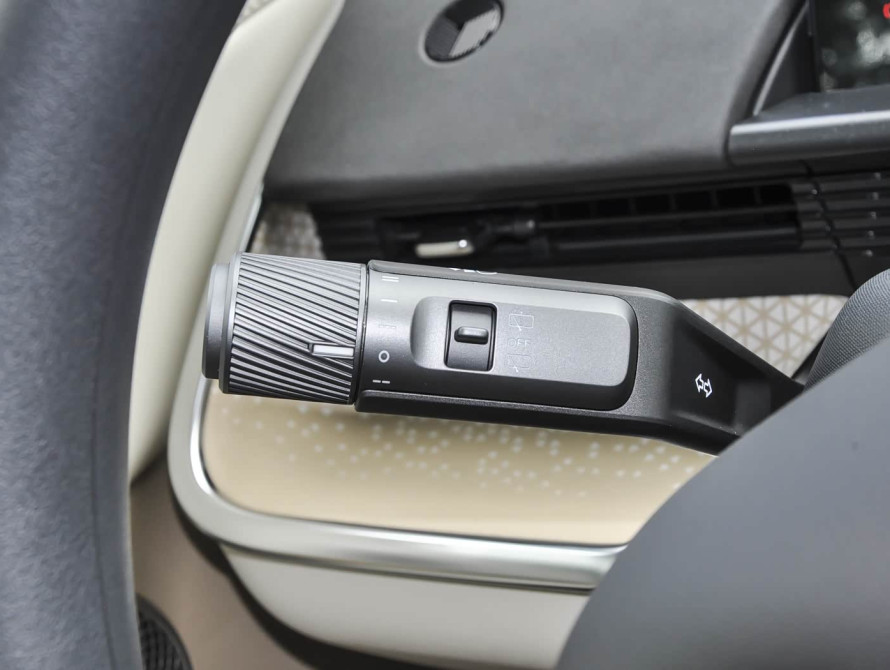 Toyota bZ3X Basic+ 2025 - 22 Toyota bZ3X Basic+ 2025 - 22 | kz.bex-auto.com