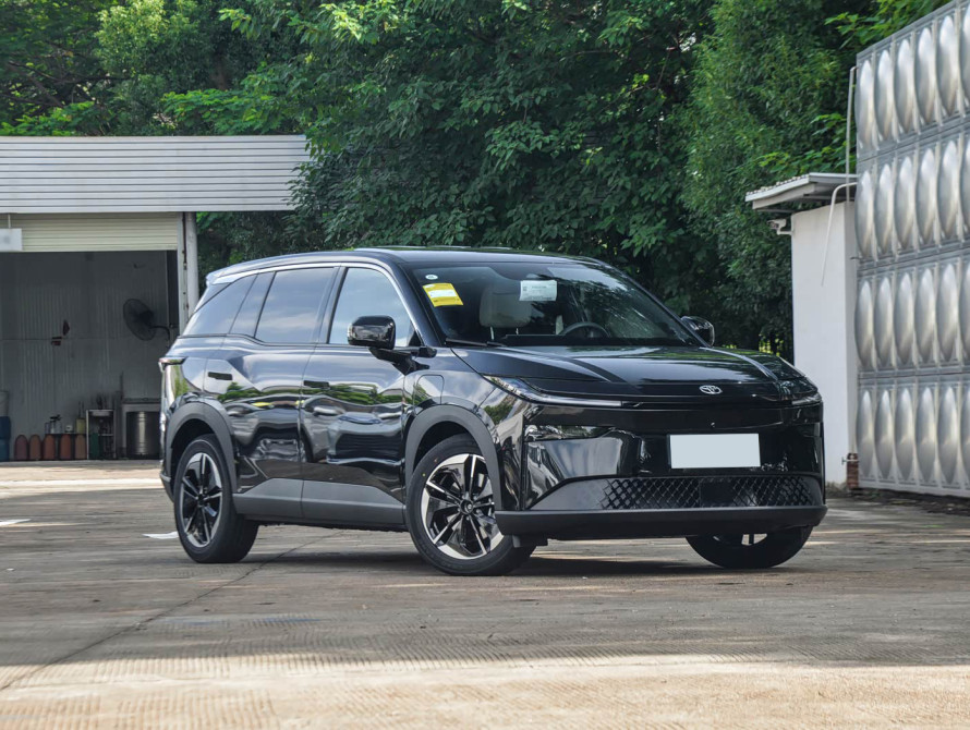 Toyota bZ3X Basic+ 2025 - 2 Toyota bZ3X Basic+ 2025 - 2 | kz.bex-auto.com