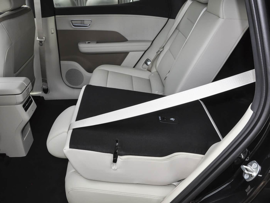 Toyota bZ3X Basic+ 2025 - 45 Toyota bZ3X Basic+ 2025 - 45 | kz.bex-auto.com