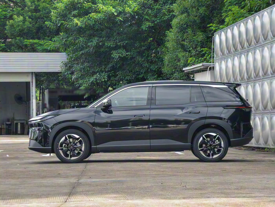 Toyota bZ3X Basic+ 2025 - 7 Toyota bZ3X Basic+ 2025 - 7 | kz.bex-auto.com