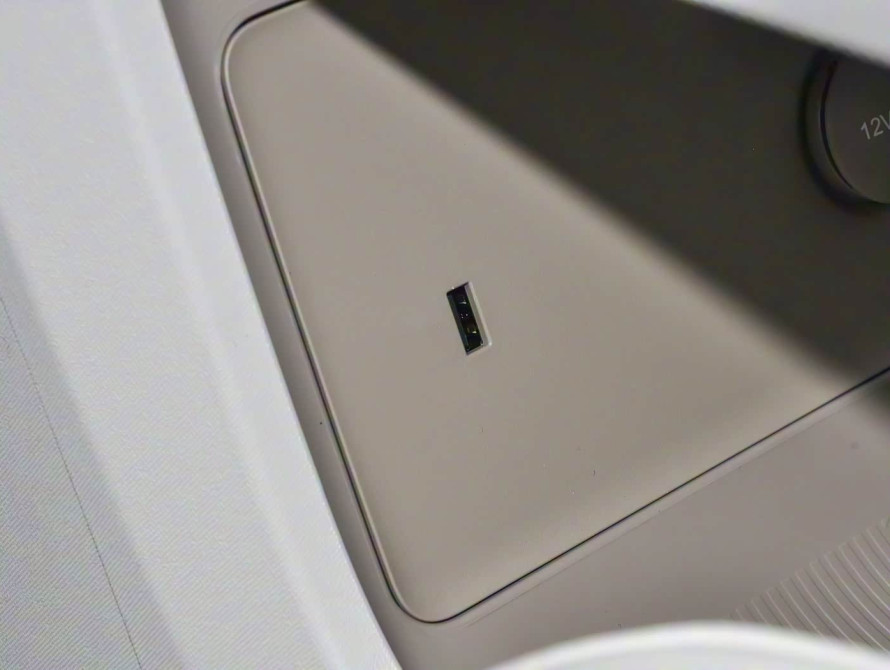 Toyota bZ3X Basic+ 2025 - 34 Toyota bZ3X Basic+ 2025 - 34 | kz.bex-auto.com