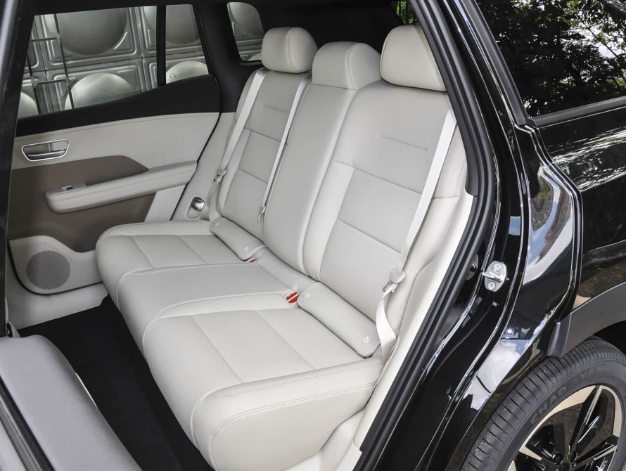 Toyota bZ3X Basic+ 2025 - 46 Toyota bZ3X Basic+ 2025 - 46 | kz.bex-auto.com