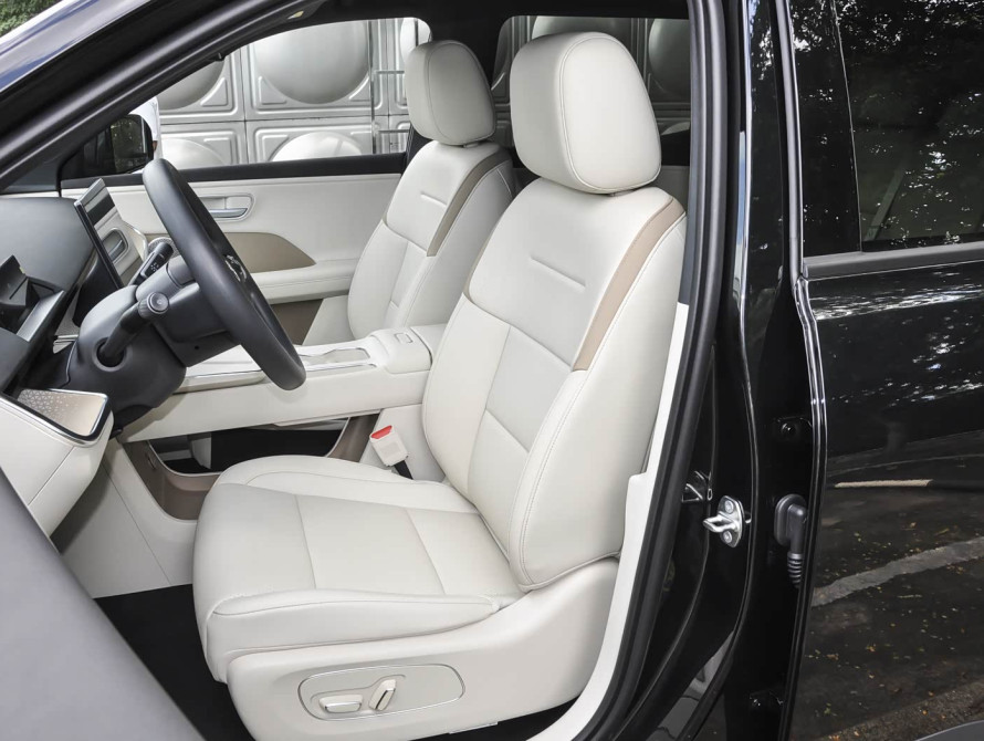 Toyota bZ3X Basic+ 2025 - 12 Toyota bZ3X Basic+ 2025 - 12 | kz.bex-auto.com