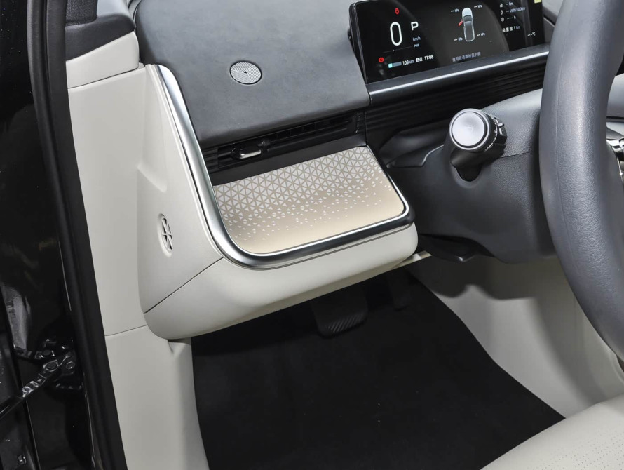 Toyota bZ3X Basic+ 2025 - 15 Toyota bZ3X Basic+ 2025 - 15 | kz.bex-auto.com