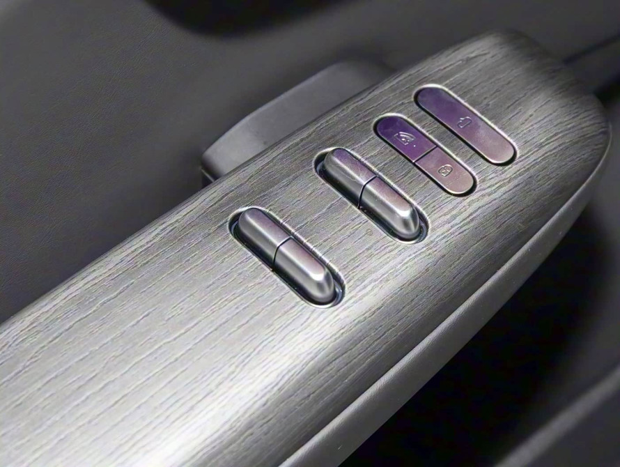 Changan Deepal S07 AD Pro Basic 2025 - 9 Changan Deepal S07 AD Pro Basic 2025 - 9 | kz.bex-auto.com