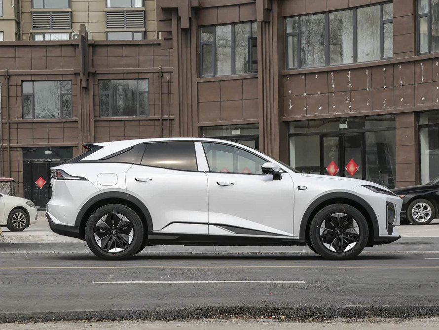 Changan Deepal S07 AD Pro Basic 2025 - 3 Changan Deepal S07 AD Pro Basic 2025 - 3 | kz.bex-auto.com