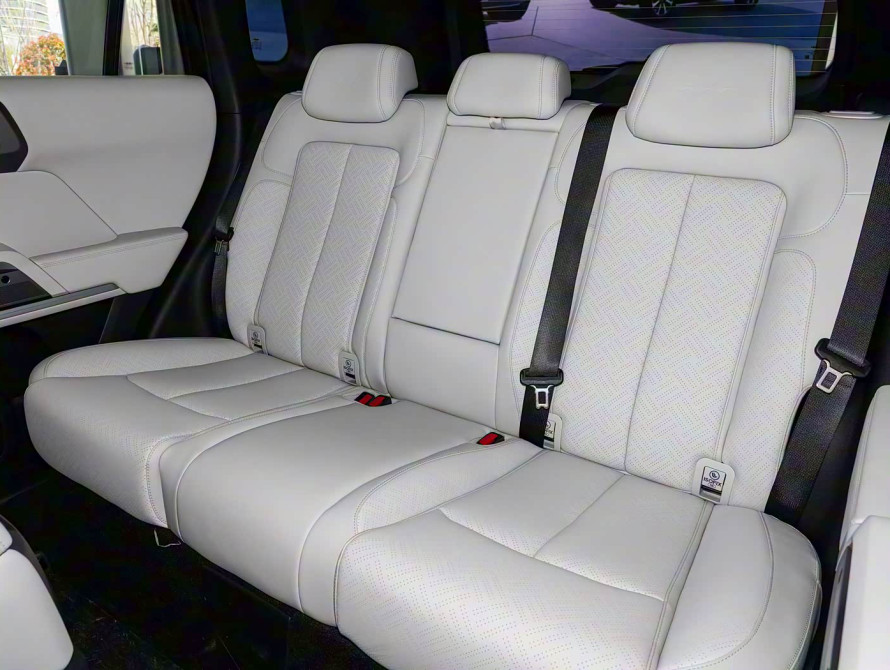 BYD Leopard 3 Mid 2025 - 50 BYD Leopard 3 Mid 2025 - 50 | kz.bex-auto.com