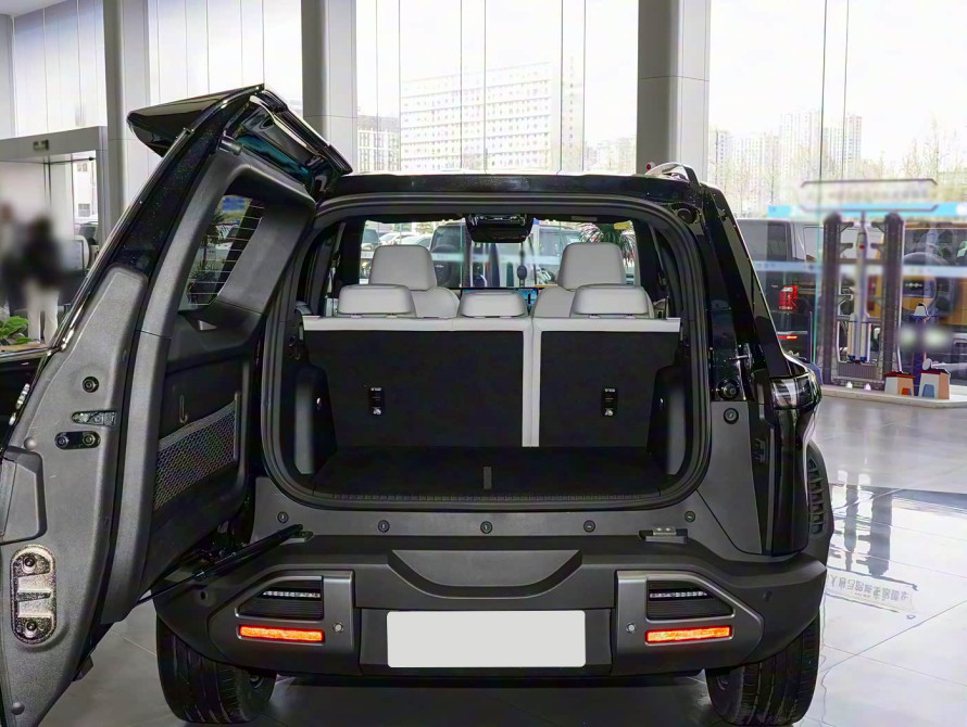 BYD Leopard 3 Mid 2025 - 55 BYD Leopard 3 Mid 2025 - 55 | kz.bex-auto.com