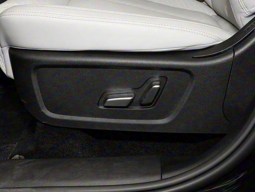 BYD Leopard 3 Mid 2025 - 13 BYD Leopard 3 Mid 2025 - 13 | kz.bex-auto.com