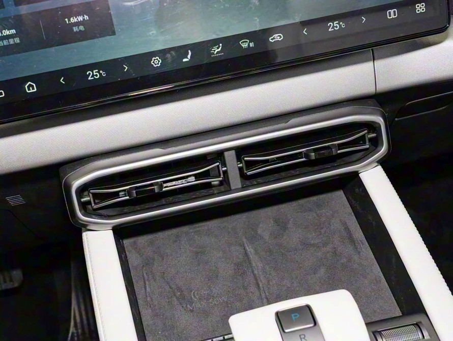 BYD Leopard 3 Mid 2025 - 33 BYD Leopard 3 Mid 2025 - 33 | kz.bex-auto.com