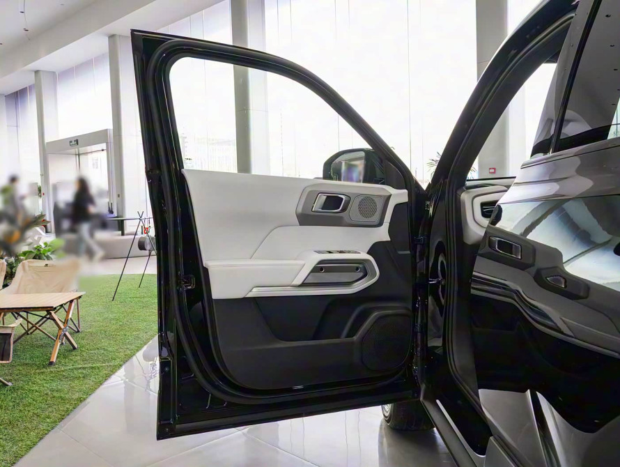 BYD Leopard 3 Mid 2025 - 8 BYD Leopard 3 Mid 2025 - 8 | kz.bex-auto.com