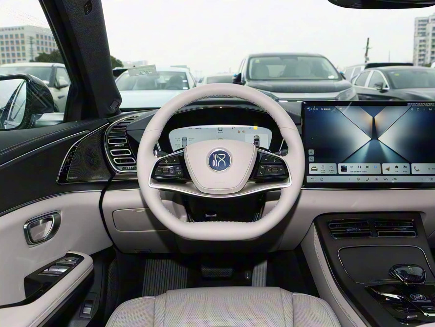 BYD Han DM-i 125KM Top 2025 - 20 BYD Han DM-i 125KM Top 2025 - 20 | kz.bex-auto.com