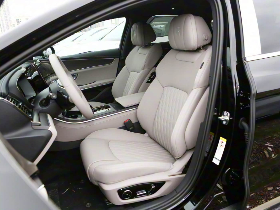 BYD Han DM-i 125KM Top 2025 - 13 BYD Han DM-i 125KM Top 2025 - 13 | kz.bex-auto.com