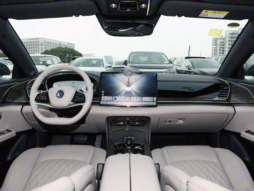 BYD Han DM-i 125KM Top 2025 - 19 BYD Han DM-i 125KM Top 2025 - 19 | kz.bex-auto.com