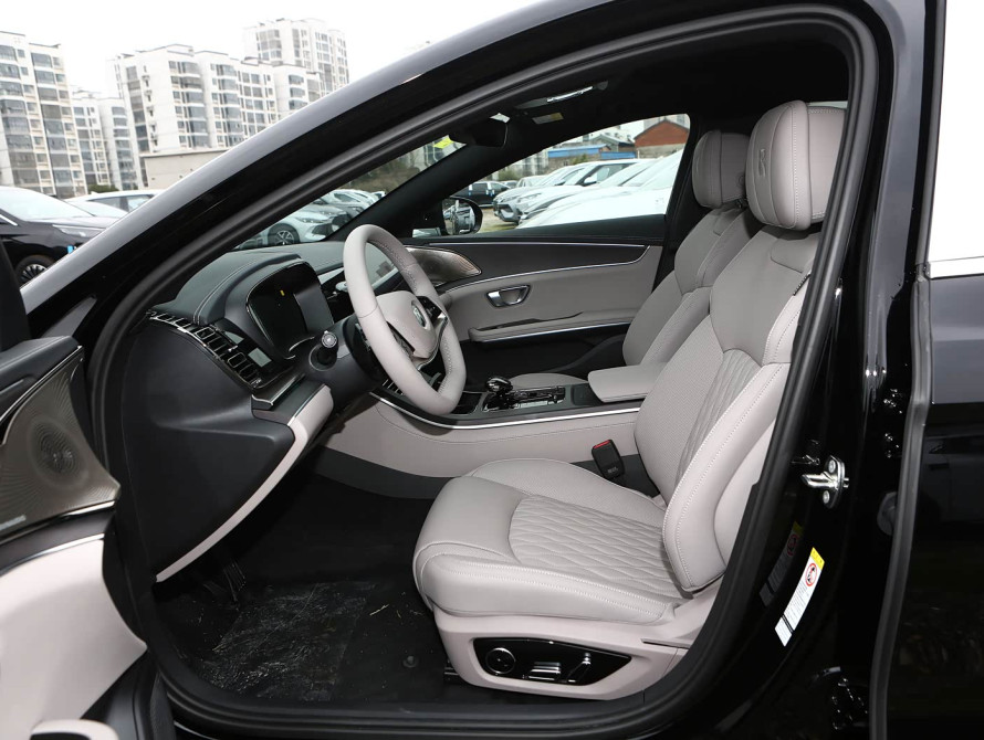 BYD Han DM-i 125KM Top 2025 - 16 BYD Han DM-i 125KM Top 2025 - 16 | kz.bex-auto.com